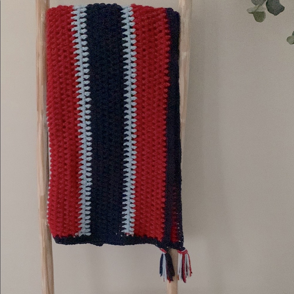 HAND KNIT BLANKET - RED BLUE